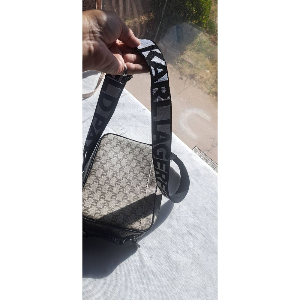Karl Lagerfeld Paris K/Ikonik Monogram Crossbody Bag Black Beige Camera Purse - Picture 3 of 8